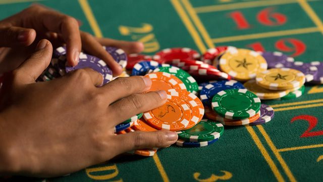 96 casino کھلاڑیوں کے لیے لائیو کیسینو سیکشن